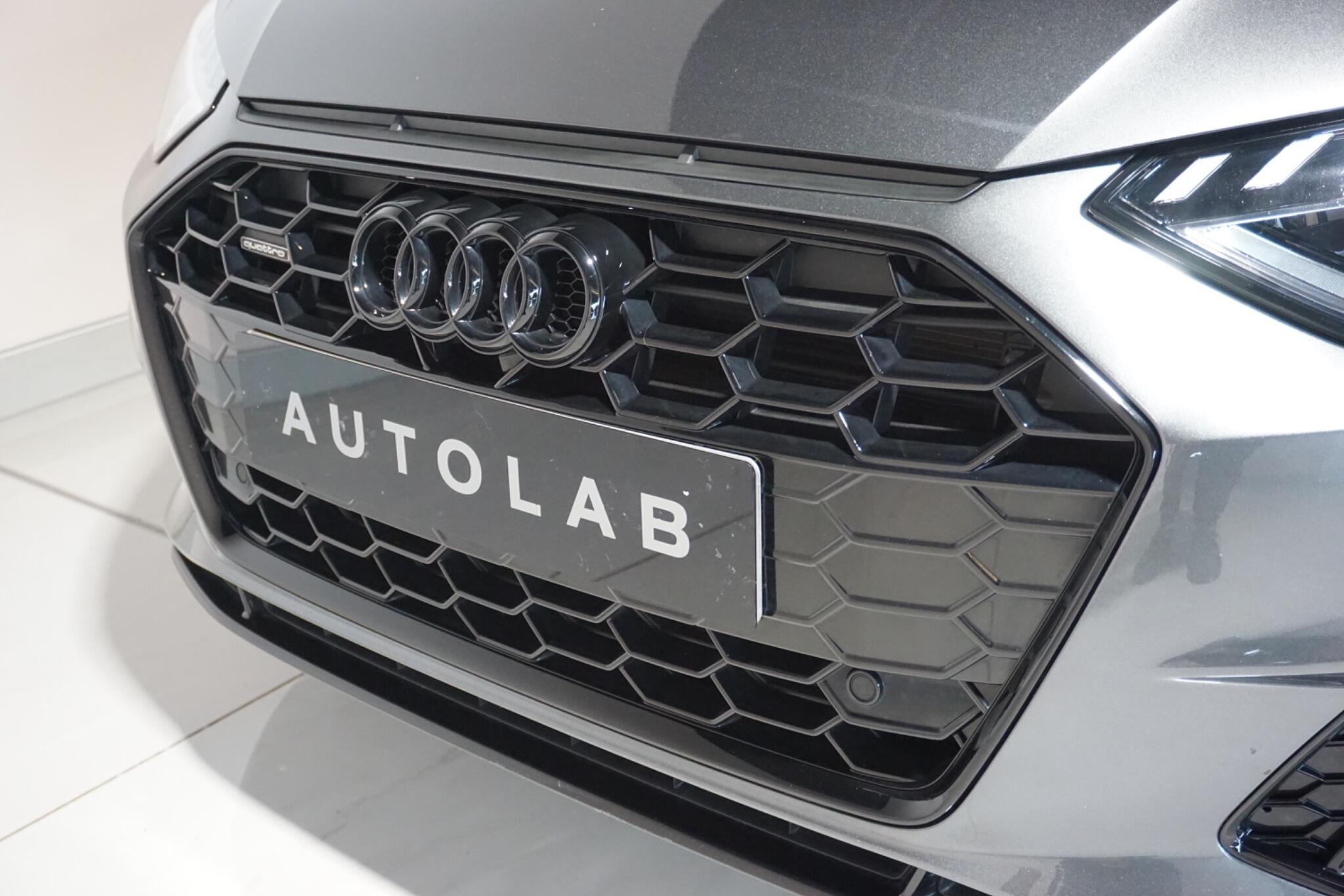 Audi A4 2.0 TDI 40 Black Edition Saloon 4dr Diesel S Tronic quattro Euro 6 (s/s) (204 ps)